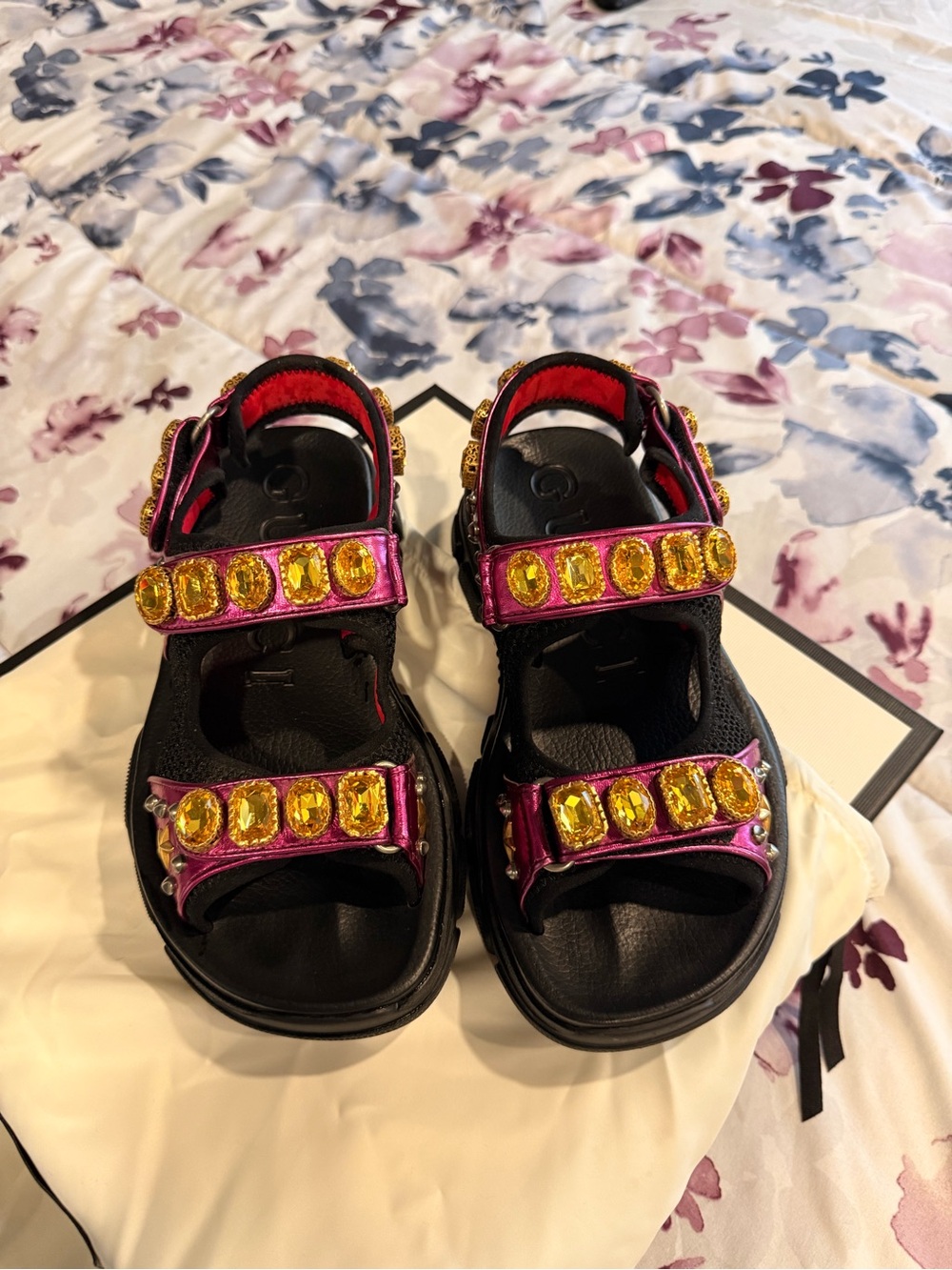 Auth Gucci Women Aguru Crystal Embellished Leather and Mesh Sandal DB and Box - Picture 2 of 4
